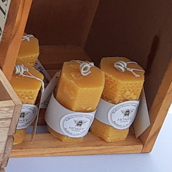 Hand-poured Honeycomb Beeswax Pillar - Picture 4 of 10
